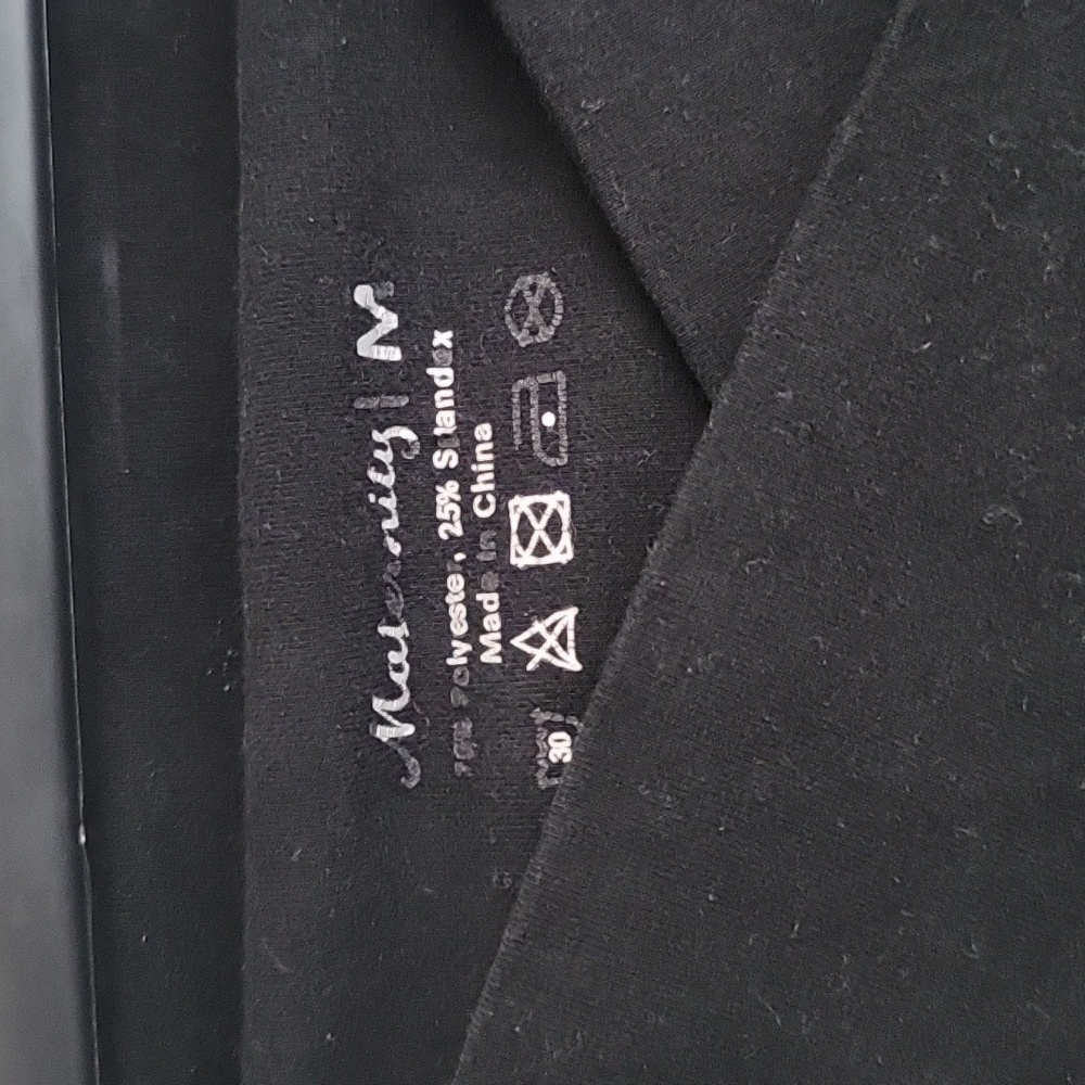 Maternity Cropped Pants - Picture 5 of 11